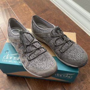 Dansko Holland Suede women’s sneaker in Charcoal size 38 NWT